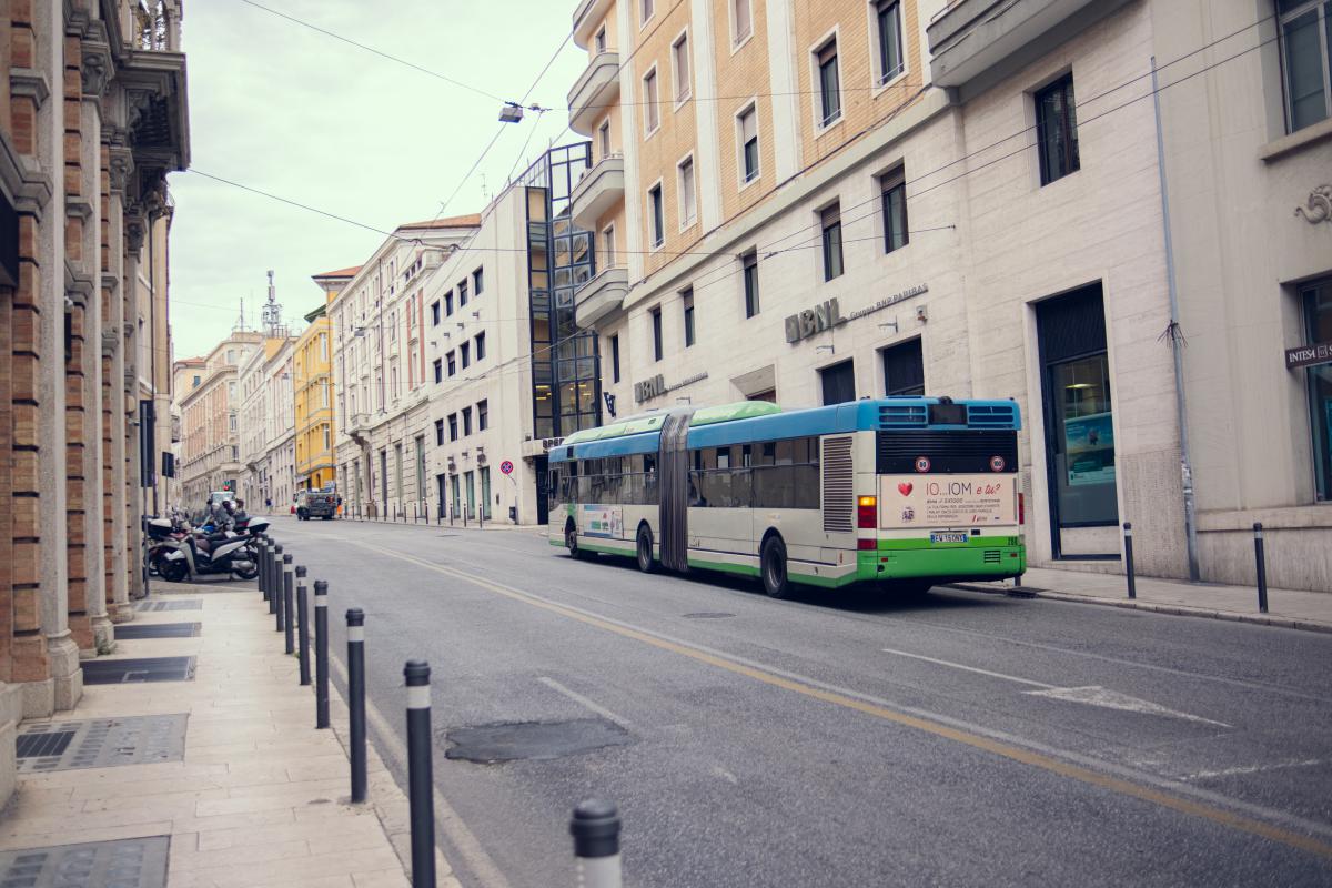 Dove si prende la navetta per Linate?